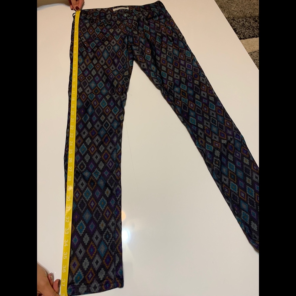Mavis jeans co ☂️